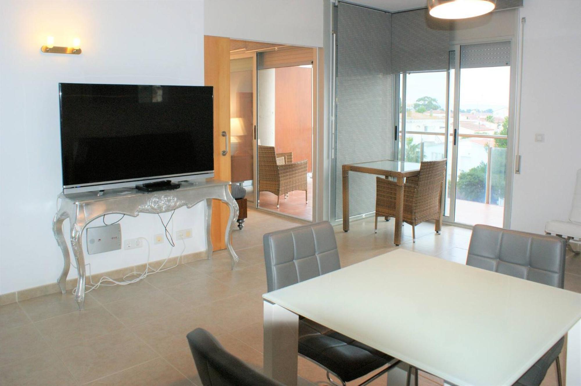 Apartamento En Roses Con Vistas Al Canal Y Piscina Ngoại thất bức ảnh