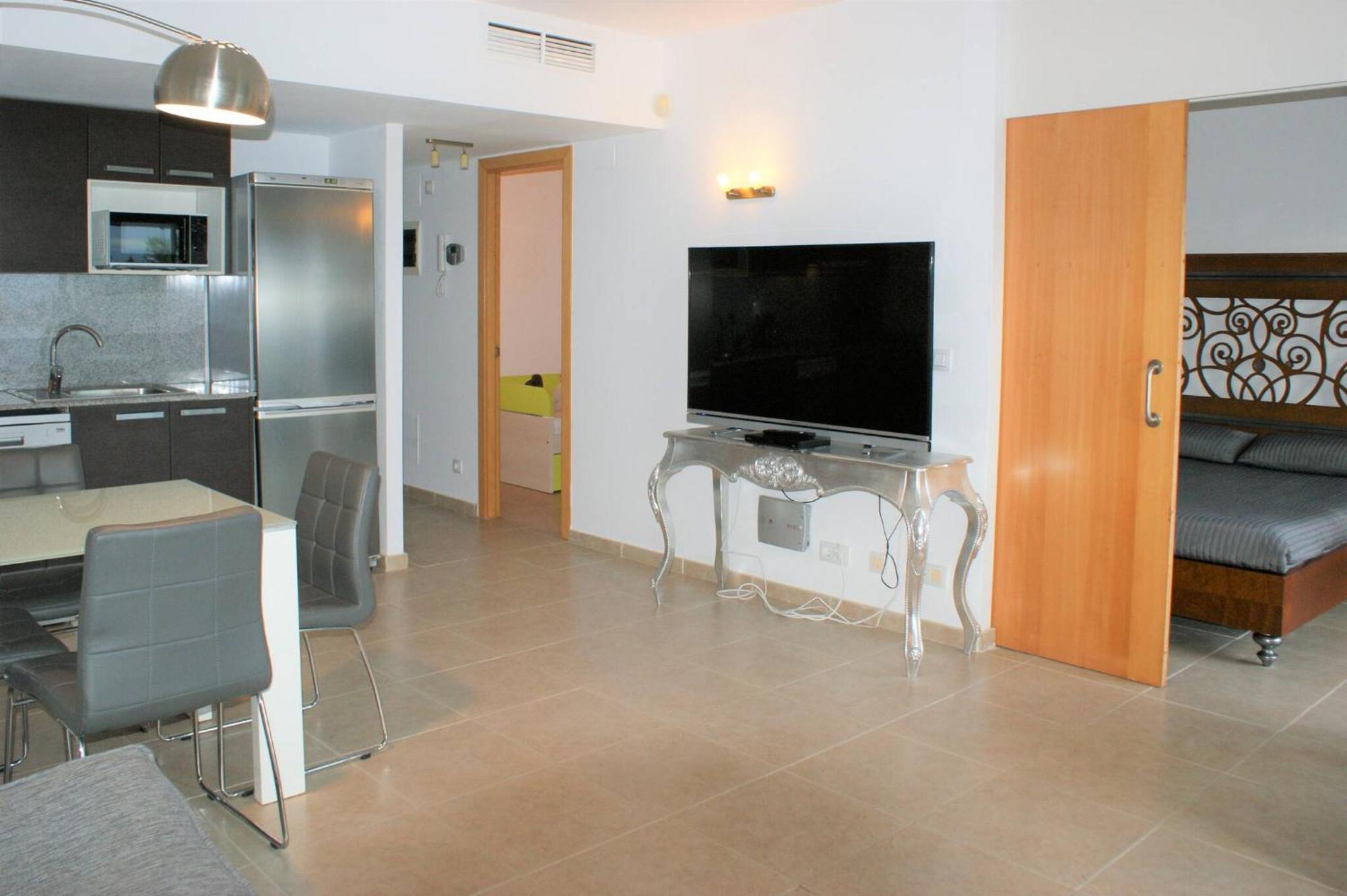 Apartamento En Roses Con Vistas Al Canal Y Piscina Ngoại thất bức ảnh