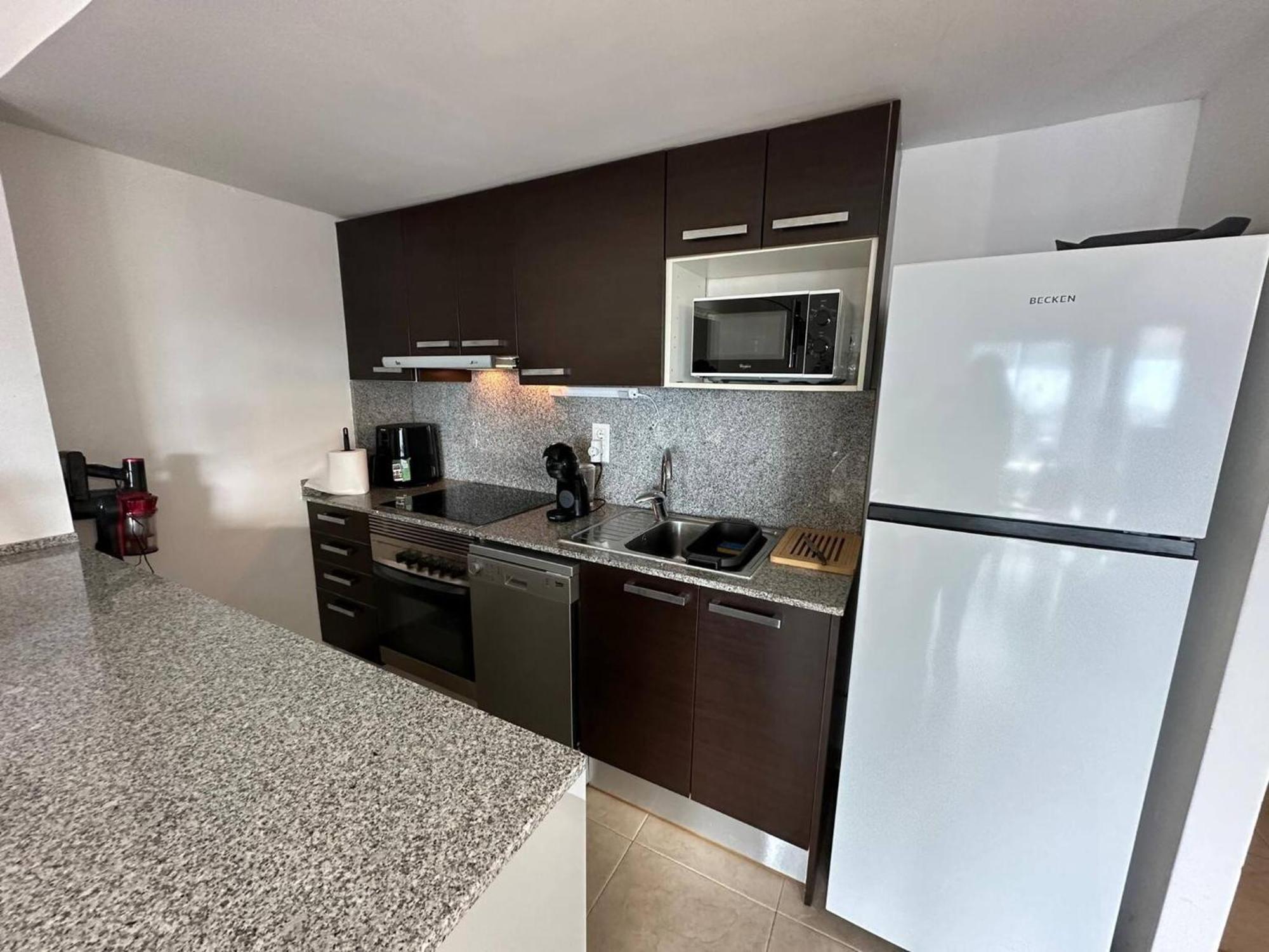 Apartamento En Roses Con Vistas Al Canal Y Piscina Ngoại thất bức ảnh
